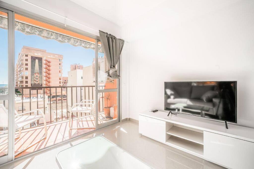 Stunning Fuengirola Gem With City And Sea Views Lägenhet Exteriör bild